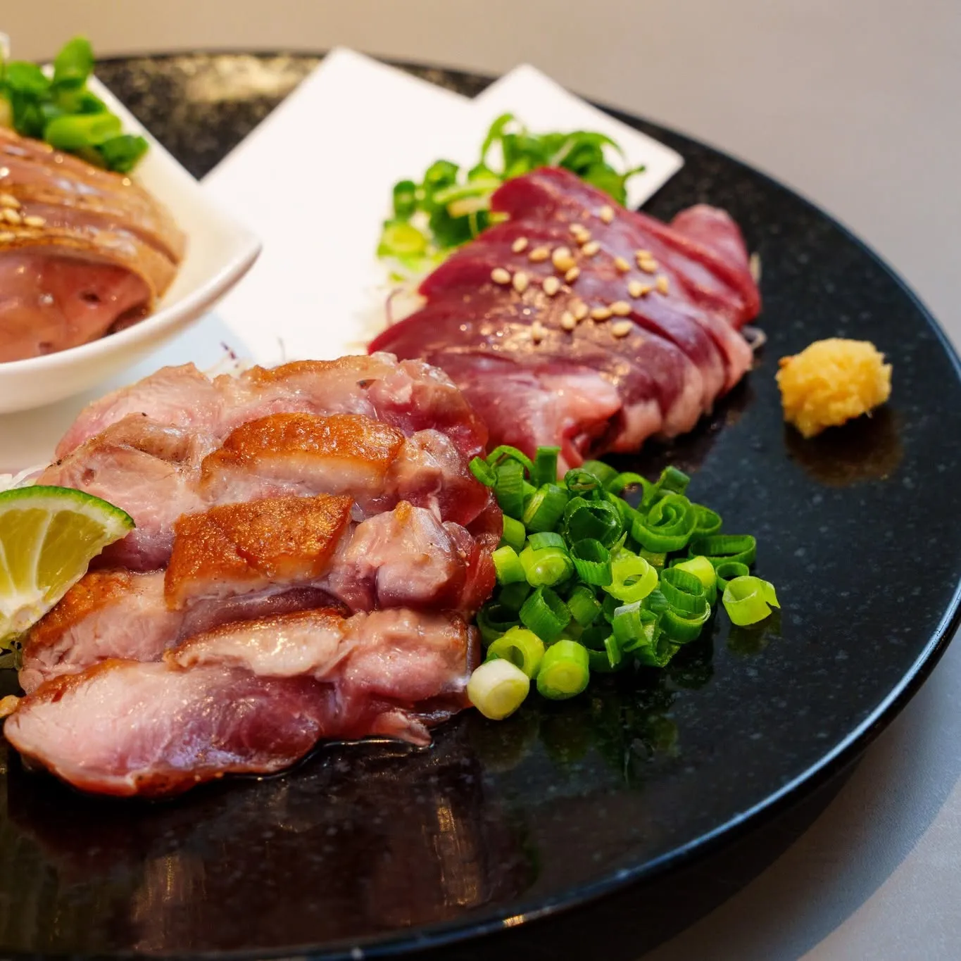 「あ、ここ好きかも」って思える、ちょうどいい夜の居場所。