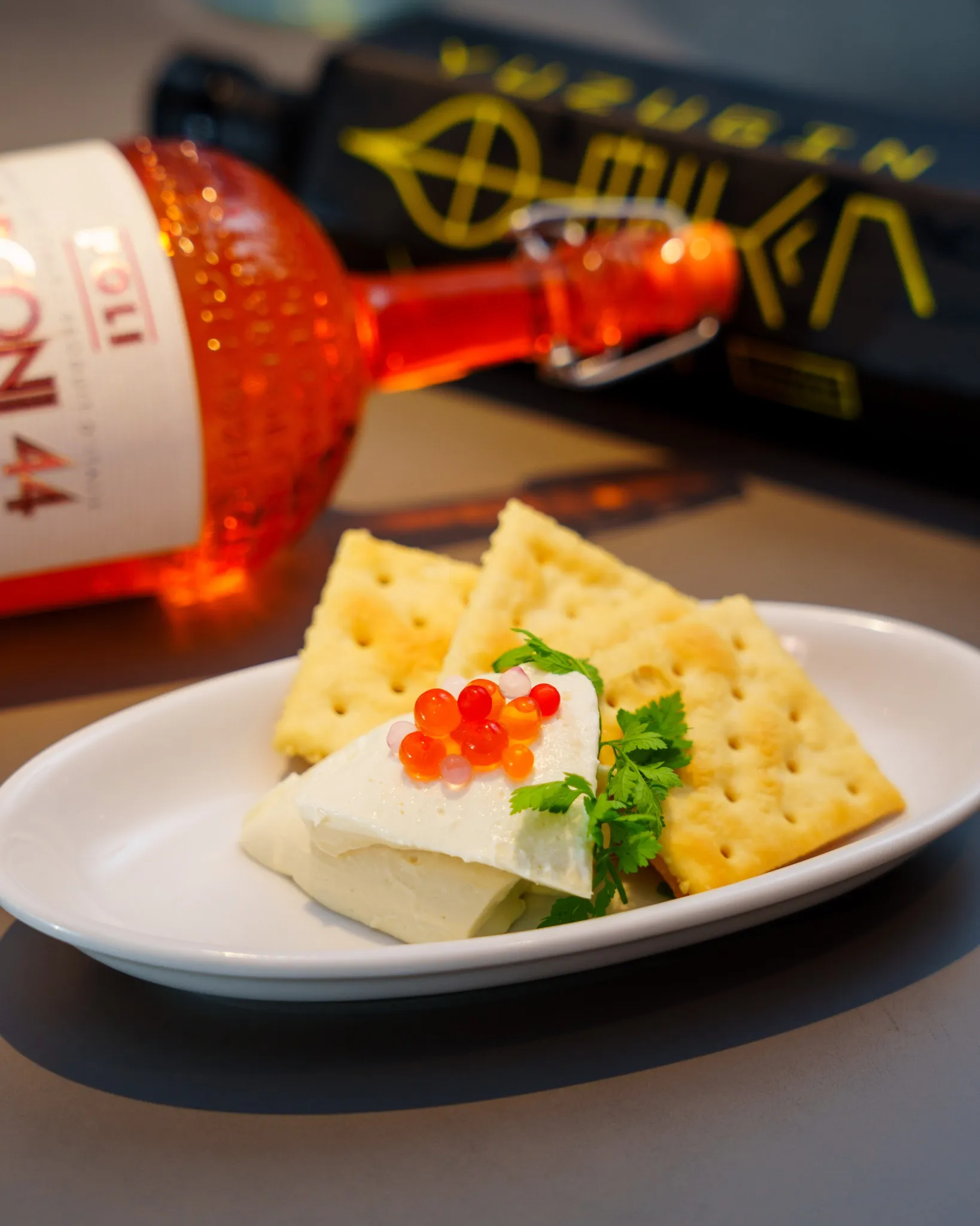 鴨料理とクラフトジン。