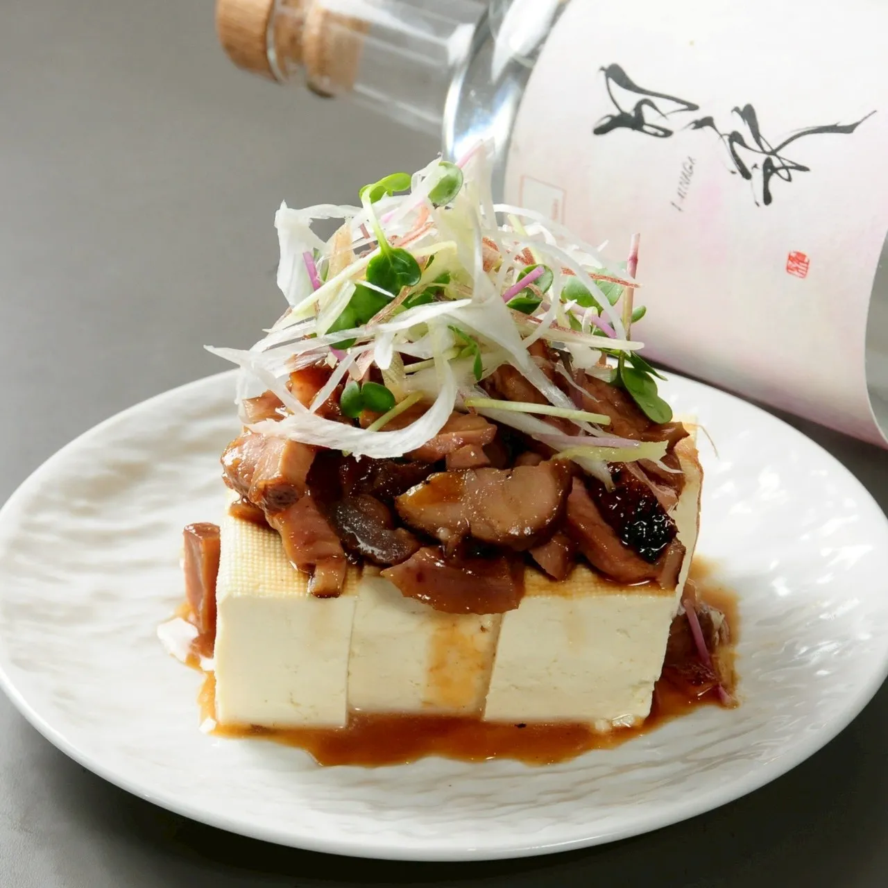 鴨の旨みをピリッと味わいたい日に楽しみたい日におすすめの一皿...